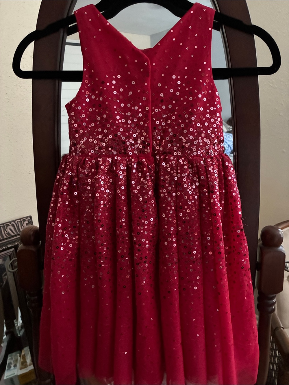 H&M Girl’s Deep Red Sleeveless Sequin Tulle Party Occasion Dress, size 4, 5 yrs - Picture 2 of 7